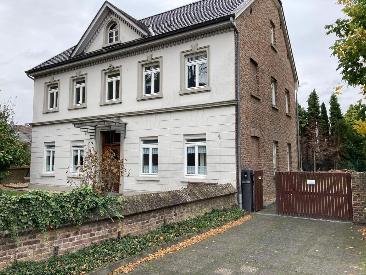 Im Alten Pastorat Grevenbroich Dış mekan fotoğraf